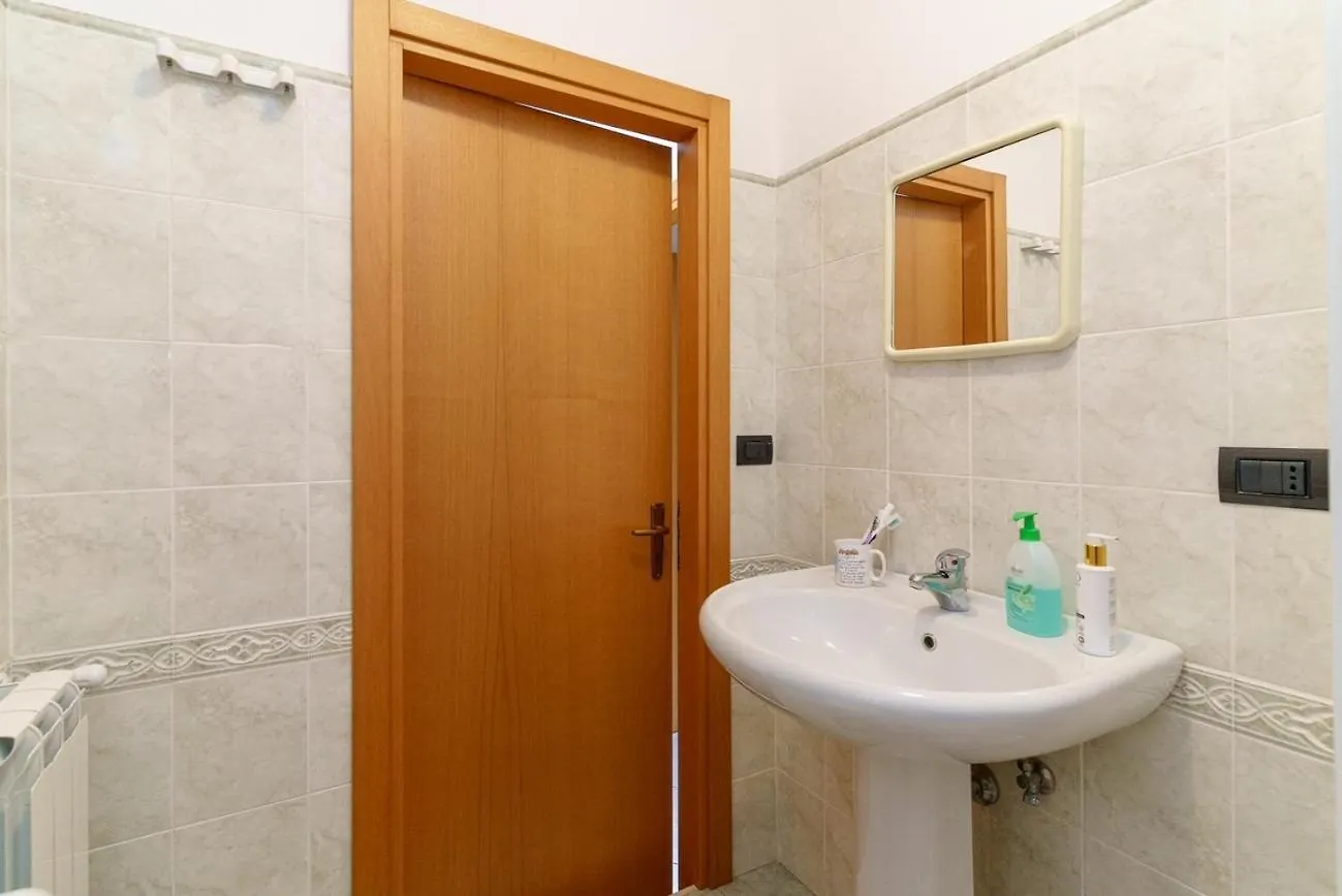 Little Rose Garden Apartment Aci Catena