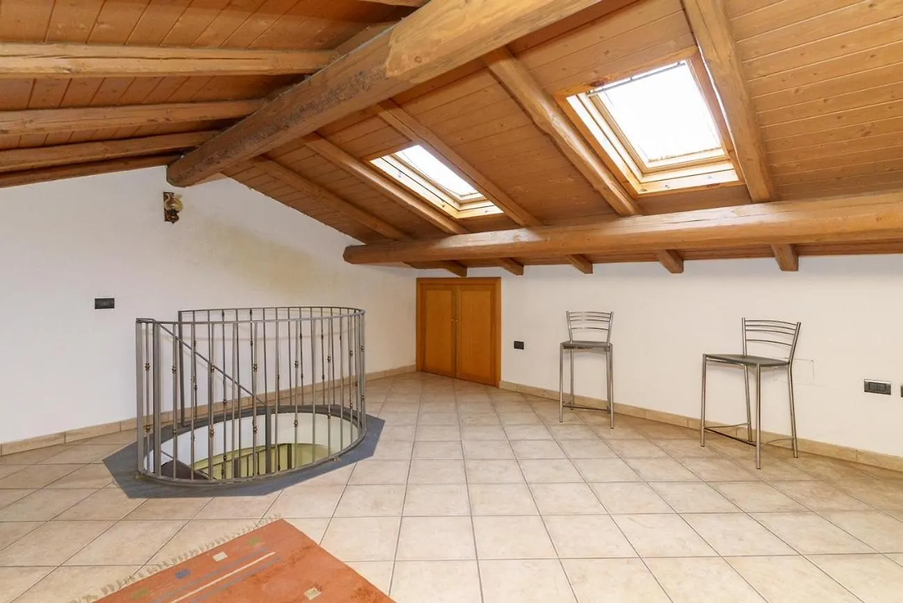 Little Rose Garden Apartment Aci Catena