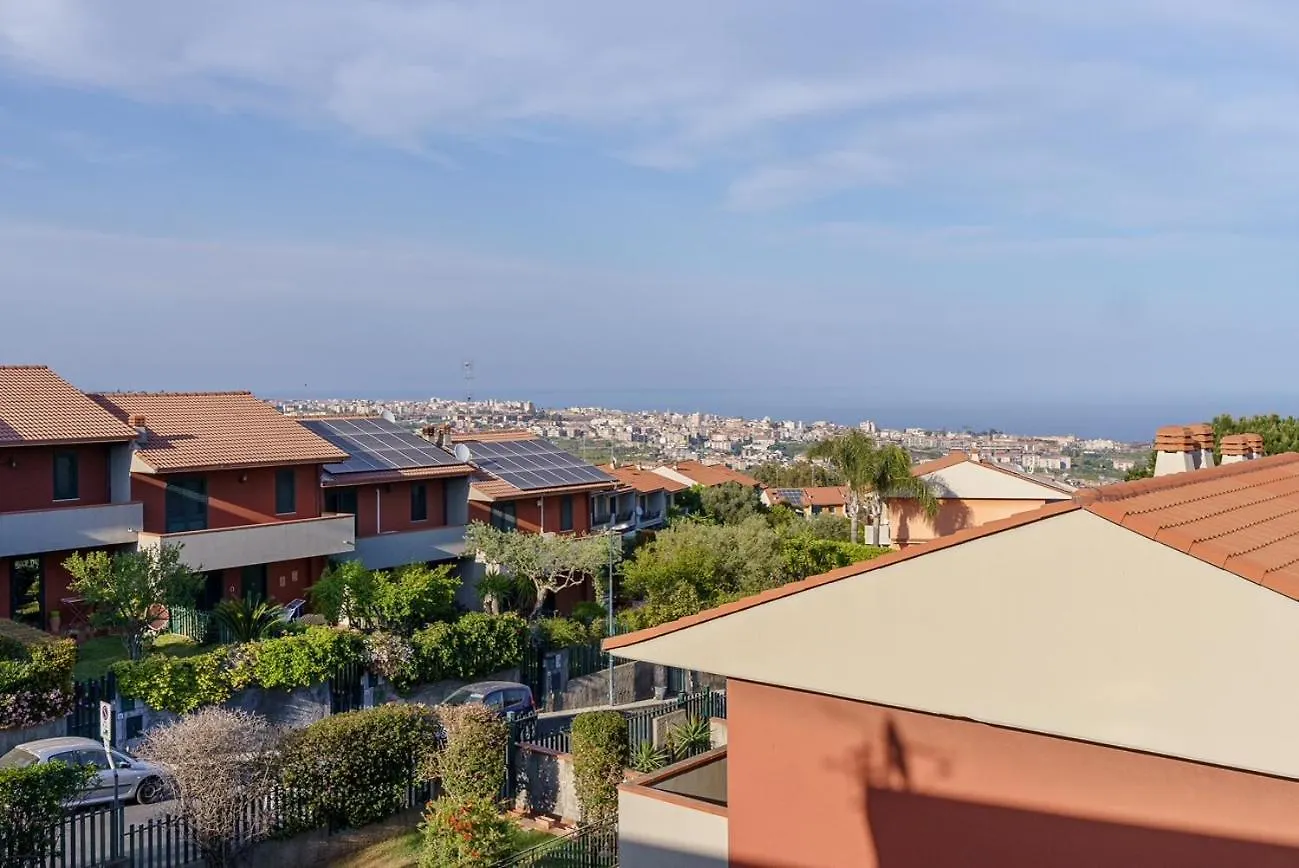Little Rose Garden Apartment Aci Catena
