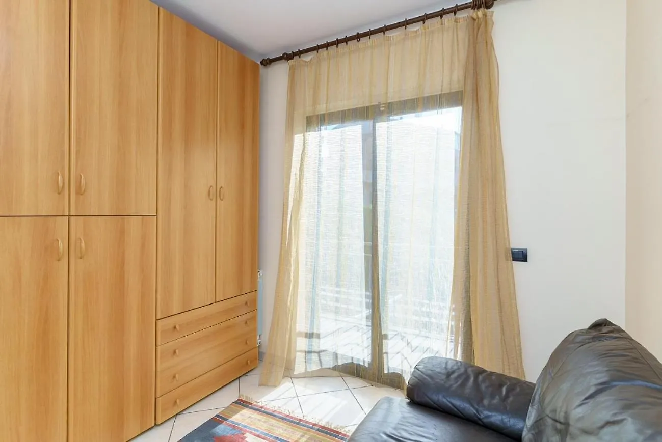 Little Rose Garden Apartment Aci Catena