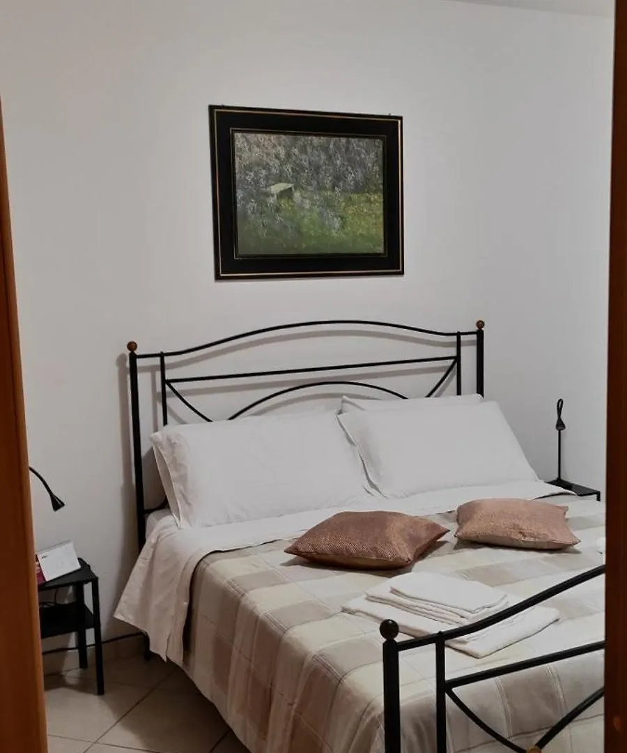 Aci Catena Little Rose Garden 아파트