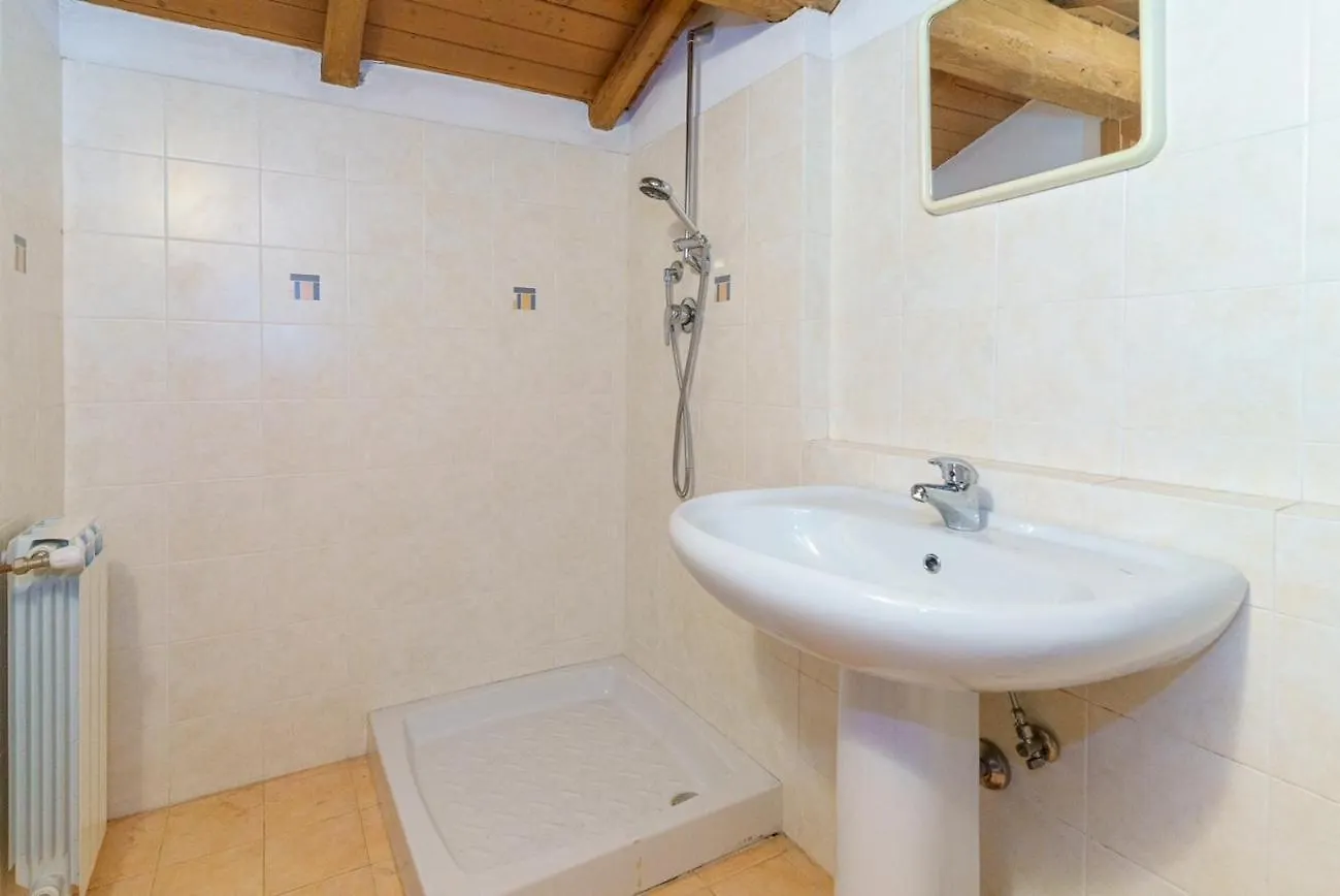 Little Rose Garden Apartment Aci Catena