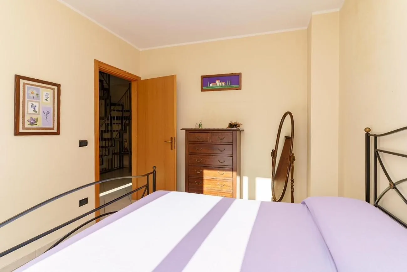 Little Rose Garden Apartment Aci Catena