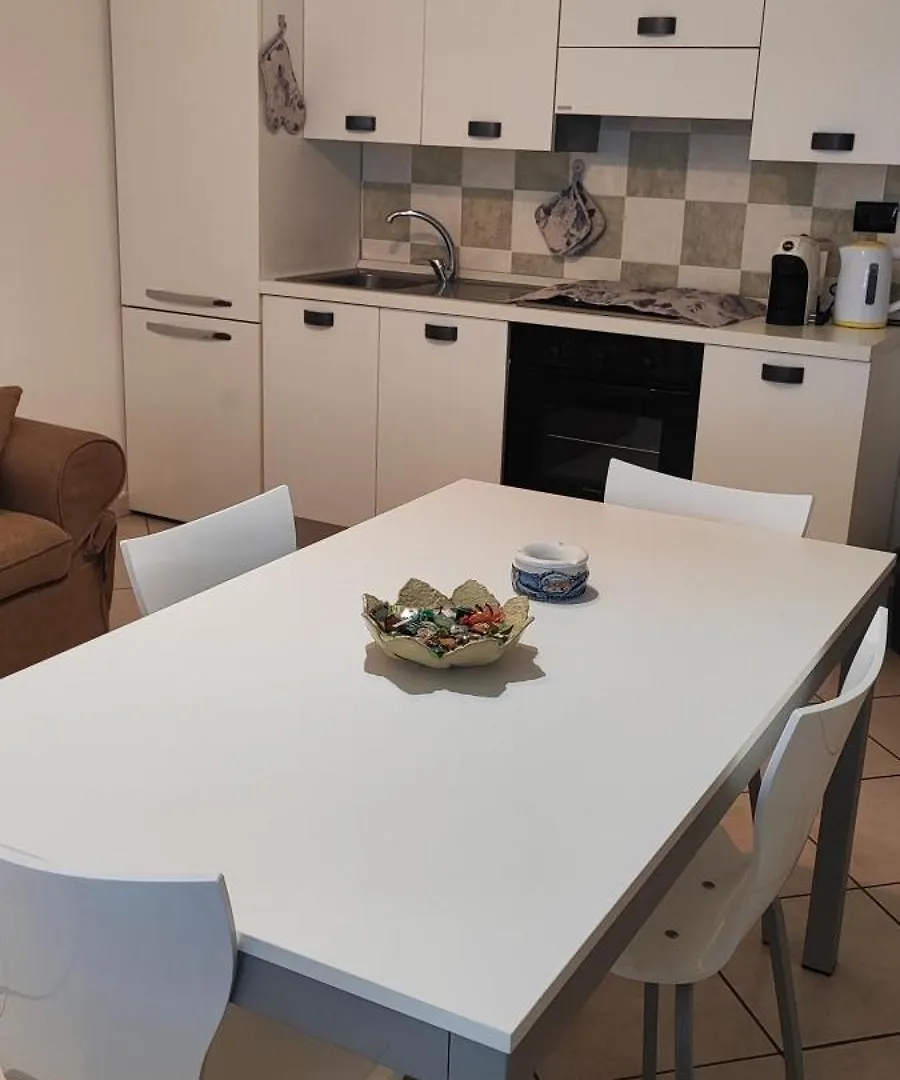 Little Rose Garden Apartment Aci Catena